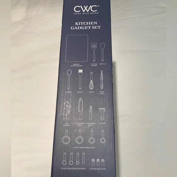 CWC Kitchen Gadgets (24 pieces) - Picture 3 of 5
